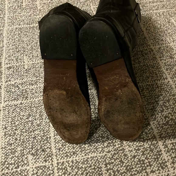 Lands End riding boots leather size 9.  Black with gold accents GUC. - Picture 4 of 6